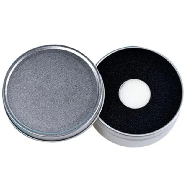 Cepillo de maquillaje Esponja conveniente Caja de hierro para fregar para limpiar el polvo restante